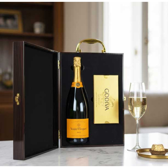 Veuve Clicquot and Godiva in Wooden Gift Box Veuve Clicquot and Godiva in Wooden Gift Box