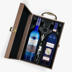 Moscato 2-Bottle Wine Set in Wooden Gift Box