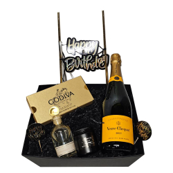Veuve Clicquot Birthday Champagne Gift Set Veuve Clicquot Birthday Champagne Gift Set