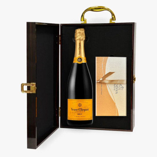 Veuve Clicquot and Godiva in Wooden Gift Box Veuve Clicquot and Godiva in Wooden Gift Box