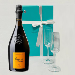 Veuve Clicquot La Grande Dame Champagne with Tiffany & Co. Flute Gift Set Veuve Clicquot La Grande Dame Champagne with Tiffany & Co. Flute Gift Set