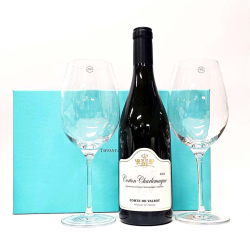 Corton Charlemagne Grand Cru White Wine and Tiffany Glasses Set Corton Charlemagne Grand Cru White Wine and Tiffany Glasses Set