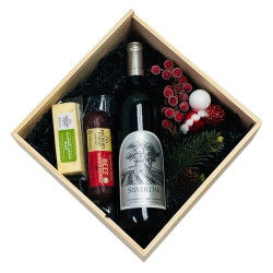 Silver Oak Alexander Valley Wine And Christmas Special Gift Basket Silver Oak Alexander Valley Wine And Christmas Special Gift Basket