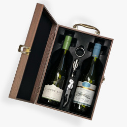 Cloudy Bay & Oyster Bay White Wine Gift Set Cloudy Bay & Oyster Bay White Wine Gift Set