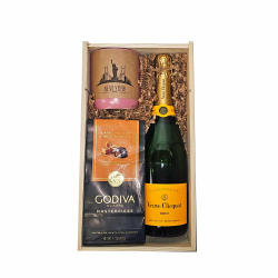 New York City Celebration Gift Set with Champagne & Chocolate New York City Celebration Gift Set with Champagne & Chocolate